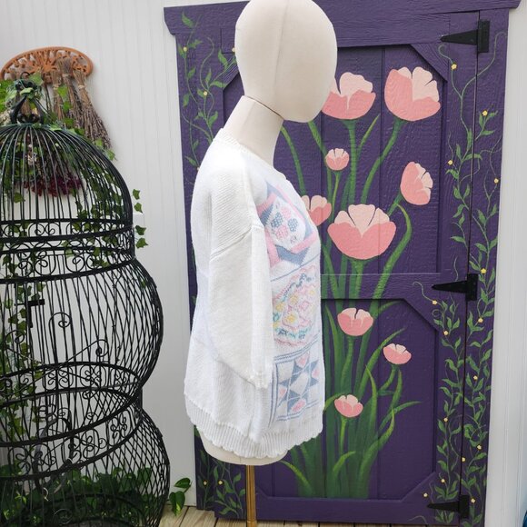 Vintage 1980's White Cotton Cardigan with Crochet Flowers, Quilt Bonnet Cottage - Picture 4 of 15